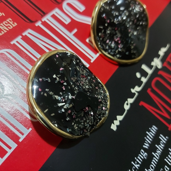 2/$30 Earrings - Picture 1 of 3